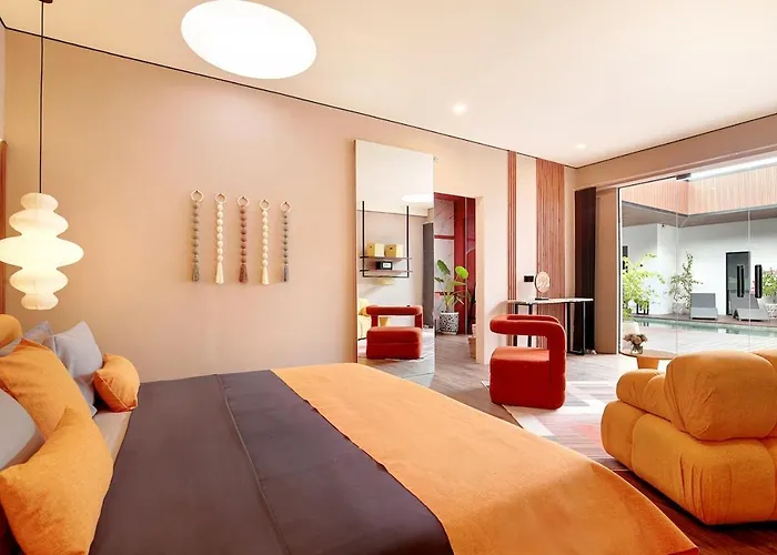 Brand New 6bed Villa! Location! A Step-free Design Highlight For Families&friends * Canggu